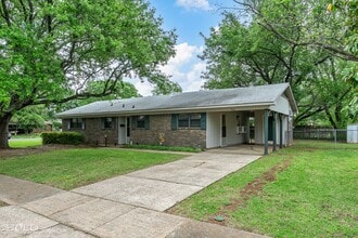 2614 Rosedale Pl in Bossier City, LA - Building Photo - Building Photo