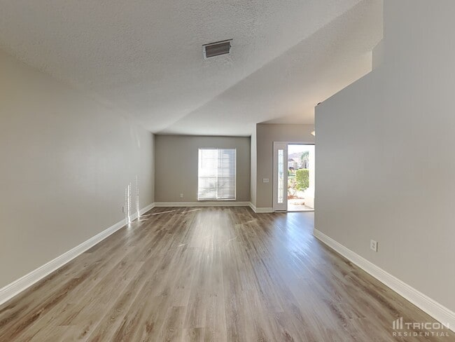10434 Soaring Eagle Dr in Riverview, FL - Building Photo - Building Photo
