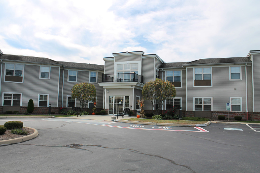 The Manor at Howland Glen in Warren, OH - Foto de edificio