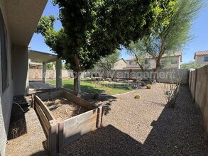 491 W Ebony Way in Chandler, AZ - Building Photo - Building Photo