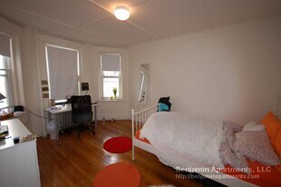 1175 Boylston St, Unit 37 in Boston, MA - Building Photo