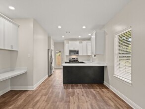 408 S Division St in Deridder, LA - Building Photo - Building Photo