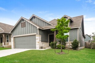 320 Salz Wy in San Antonio, TX - Building Photo