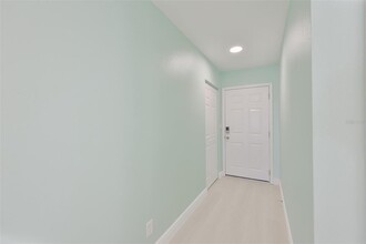 812 Bahia Del Sol Dr in Ruskin, FL - Building Photo - Building Photo