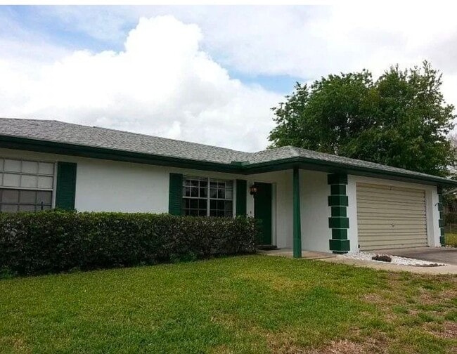 1511 Lavilla St in Deltona, FL - Building Photo - Building Photo