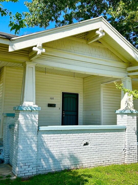 160 Robinson Pl in Shreveport, LA - Foto de edificio