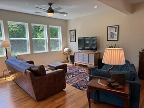 50 Richland St in Asheville, NC - Building Photo - Building Photo