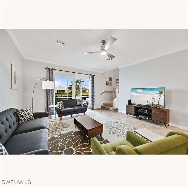 2672 Blossom Wy in Naples, FL - Foto de edificio - Building Photo