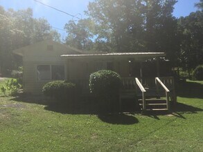 8427 Stemley Bridge Rd in Talladega, AL - Building Photo - Building Photo