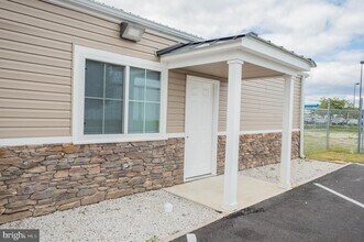 123 Bateman St-Unit -4 in Salisbury, MD - Building Photo - Building Photo