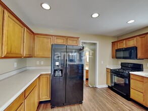 10213 Waterford Ct in Covington, KY - Building Photo - Building Photo