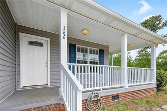366 Colonial Hills Dr in Lillington, NC - Building Photo - Building Photo