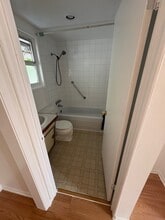 1006 Tolmie Ave in Victoria, BC - Building Photo - Building Photo