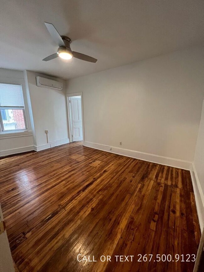 236 S 45th St in Philadelphia, PA - Building Photo - Building Photo