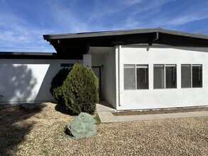 21331 Heather Pl in California City, CA - Building Photo - Building Photo