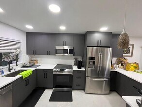 1209 Congressional Way in Deerfield Beach, FL - Building Photo - Building Photo