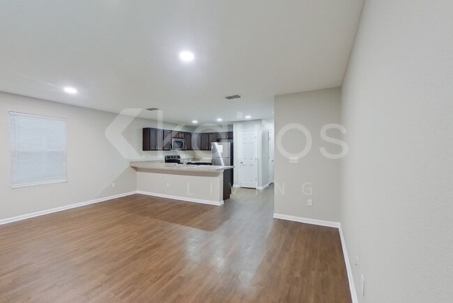 1335 Mull St in Jacksonville, FL - Foto de edificio - Building Photo