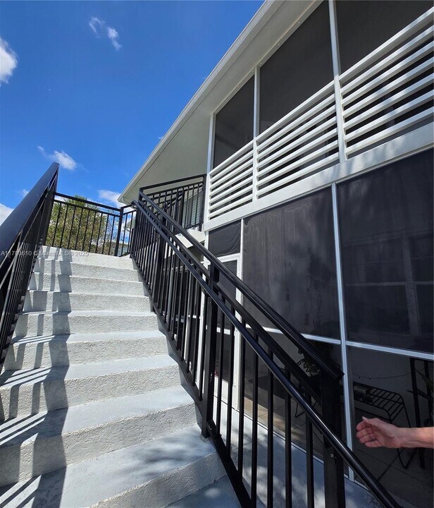 1025 SE 15th St in Fort Lauderdale, FL - Building Photo