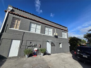 1629 SW 6th St in Miami, FL - Foto de edificio - Building Photo
