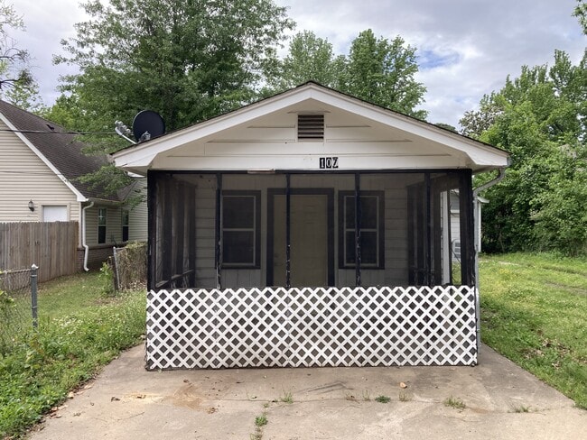 property at 107 N 16th St