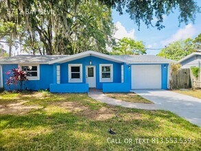5712 Bay Blvd in Port Richey, FL - Building Photo - Building Photo