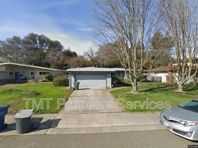 property at 5525 Beauregard Way