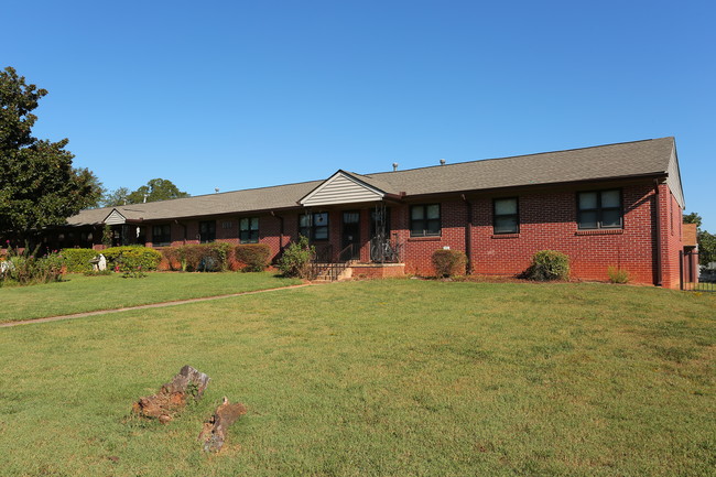 Housing Authority of Roswell in Roswell, GA - Building Photo - Building Photo