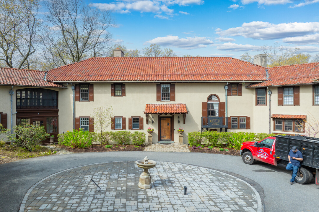 110 Shade St in Lexington, MA - Building Photo