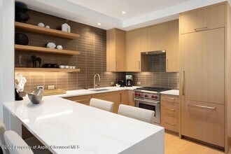 130 Wood Rd, Unit 460-462 in Snowmass Village, CO - Foto de edificio - Building Photo