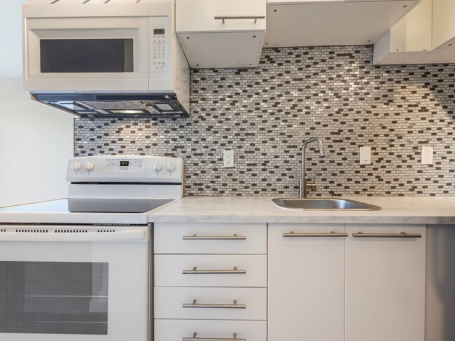 property at 2255 W 5th Ave