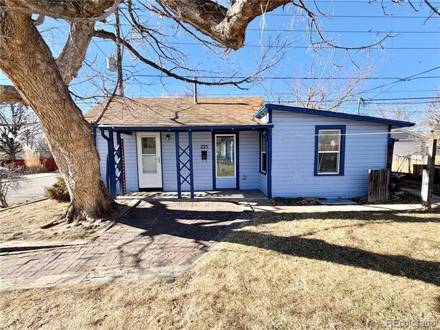 property at 225 W Nassau Ave