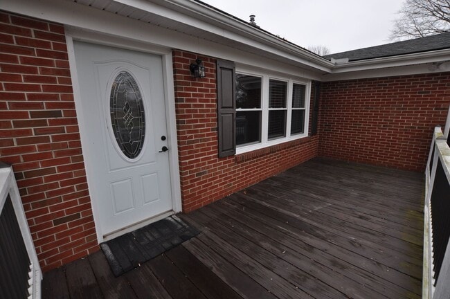 2404 Meiggs Rd in Chesapeake, VA - Building Photo - Building Photo