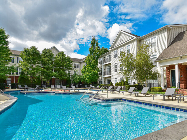 Central Park Apartments in Columbus, OH - Building Photo - Building Photo