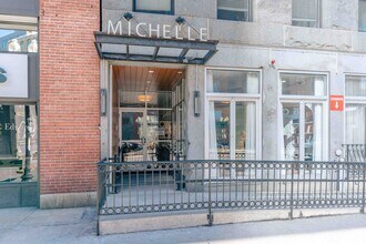 The Michelle in Boston, MA - Building Photo - Building Photo