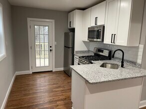 273 56th Pl NE, Unit 1 in Washington, DC - Building Photo - Building Photo
