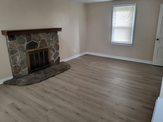 property at 807 Meadow Dr
