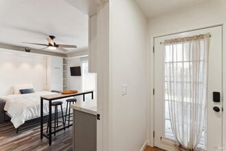 582 Fernando Dr in Novato, CA - Building Photo - Building Photo