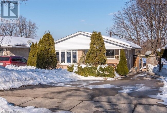 property at 88 Williamsburg Rd