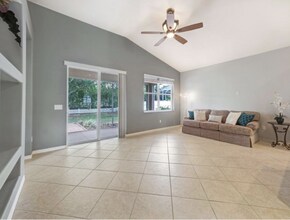 5392 New Covington Dr in Sarasota, FL - Building Photo - Building Photo