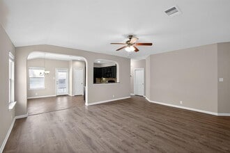 1313 April Meadows Loop in Georgetown, TX - Building Photo - Building Photo