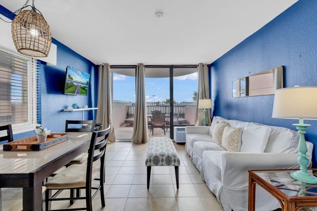 2406 N Ocean Blvd