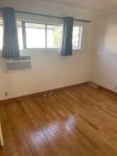 5853 Virginia Ave-Unit -5 in Los Angeles, CA - Building Photo - Building Photo