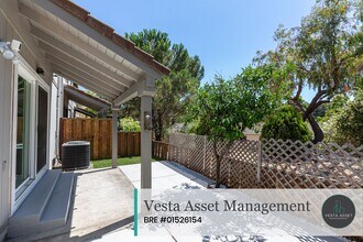 403 Valley Run in Hercules, CA - Building Photo - Building Photo