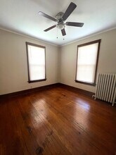 2224 Iowa St in Davenport, IA - Foto de edificio - Building Photo