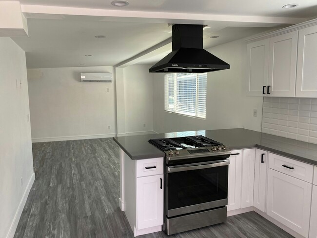 property at 150 N Roberto Ave