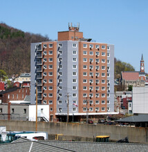 JFK Apartments in Cumberland, MD - Building Photo - Building Photo