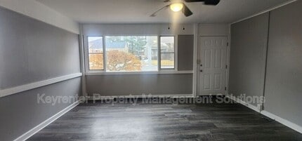 527 S Magnolia Ave in Waynesboro, VA - Building Photo - Building Photo