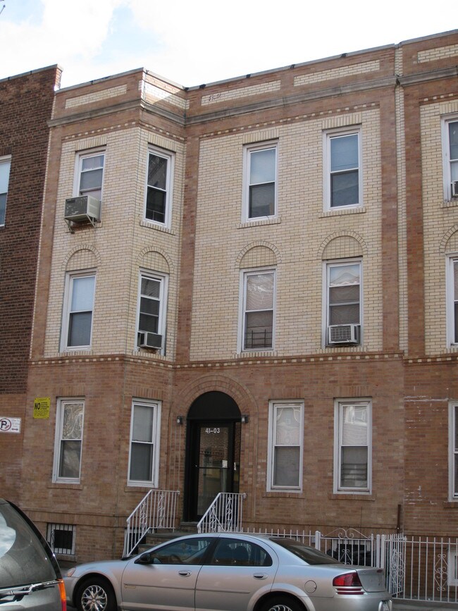4103 53rd St in Woodside, NY - Building Photo - Building Photo