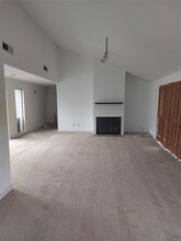 6351 Quail Meadow Dr in Houston, TX - Building Photo - Building Photo