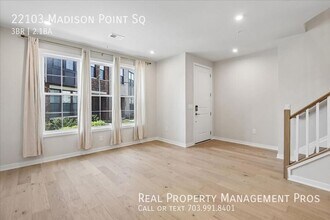 22103 Madison Pt Sq in Ashburn, VA - Building Photo - Building Photo